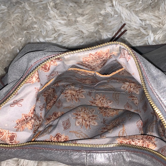 Hobo Leather Shoulder Bag - Picture 7 of 8